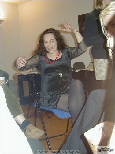 Jana Hradilková na akci v knihovně GS, veselé čtvrté těhotenství, rok 2000